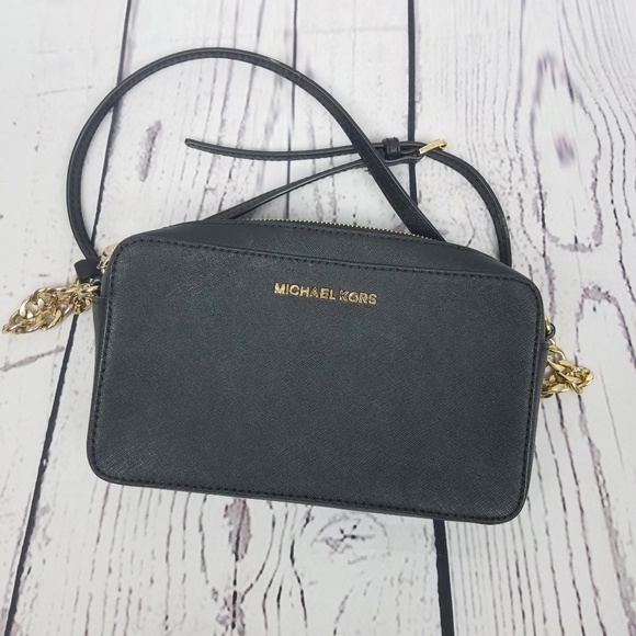 Michael Kors Handbags - Michael Kors Jet Set Small Crossbody